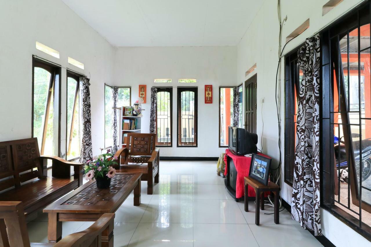 Sentosa 76 Guest House Balikpapan  Extérieur photo
